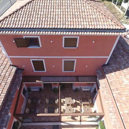 ファームステイ Taverna Ferrigno パドゥーラ