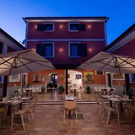 Taverna Ferrigno ファームステイ *