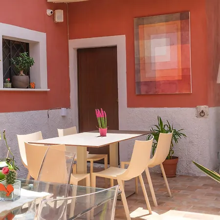 Taverna Ferrigno 农家乐 *
