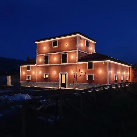 Taverna Ferrigno Farm stay *