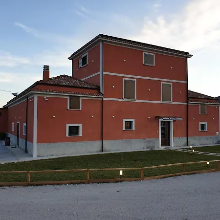 Taverna Ferrigno ファームステイ