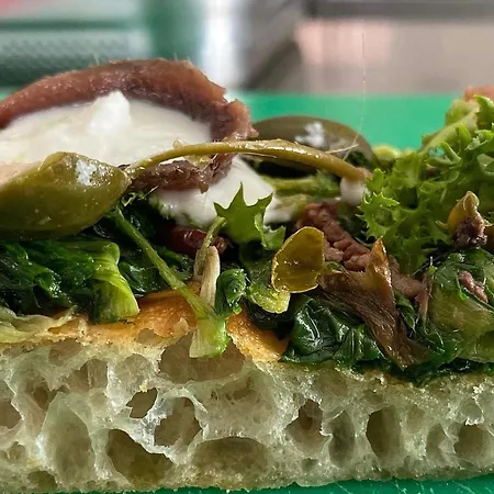 Taverna Ferrigno * パドゥーラ